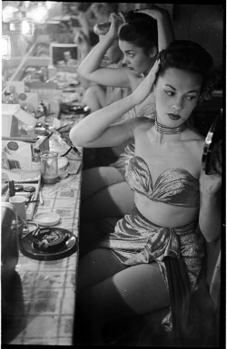 whataboutbobbed:  showgirls at the Copacabana Club, New York City, by Stanley Kubrick, 1948 