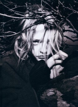 gallianothinksyoureugly:  Sasha Pivovarova