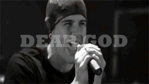 the-iridescent-blackout:  M. Shadows and his perfection 