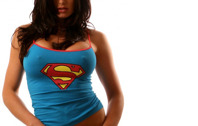 lookingformybimbo:  Superman and nipples.