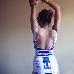 r2-d2ftw:  Hi, sweetie pie! 