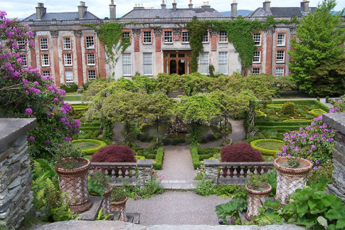 Bantry House gardens, County Cork, Ireland (by T&amp;J&amp;cats).