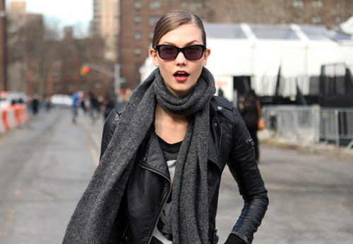 vogue-le-mode:  Karlie ;) 