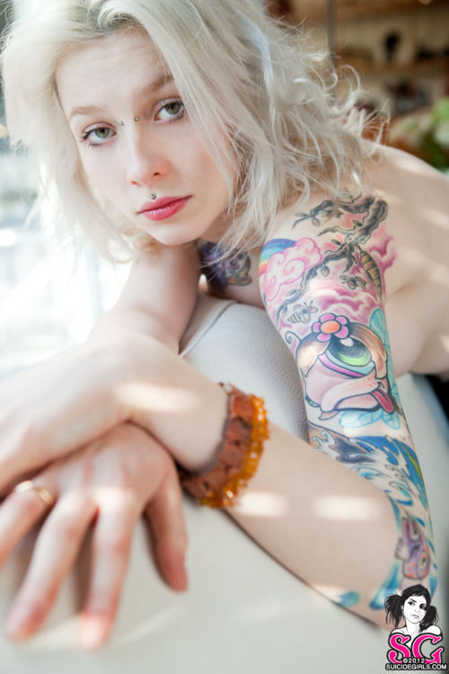 fuckyeah-suicide-girls:  Marlene Suicide WANT TO BE TUMBLR FAMOUS OVERNIGHT? CLICK