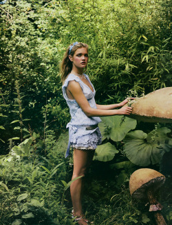 Natalia Vodianova by Annie Leibovitz for