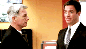 Quando meu amigo ta distraído e eu to tentando falar com ele: