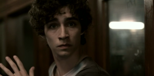 nenernenernu:  Robert Sheehan is adorable. Misfits is perfect.