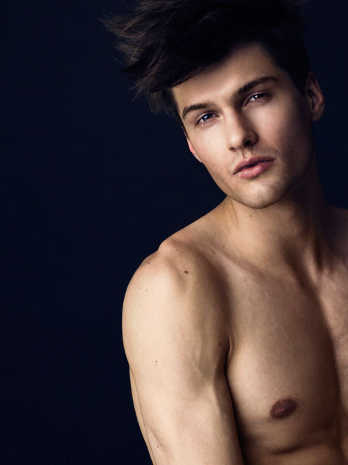 colossussnakecharmer:  Jeremy Schneider, Silvester Ruck, Dorian Reeves, and the twins Jordan & Travis Smit by Christian Rios