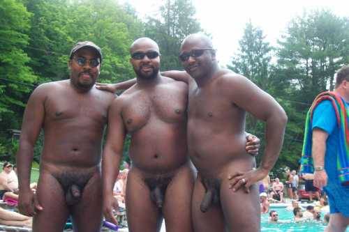 seandacari:  CHOCOLATE SUNDAY 345  sirxvado:  stocky-men-guys:  chocolatebeasts: