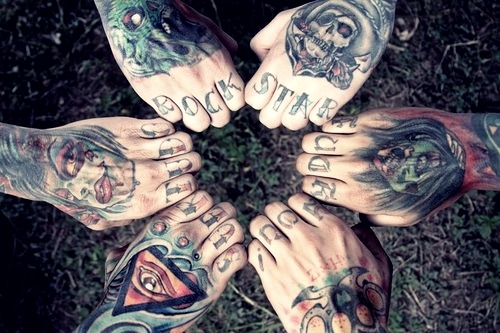 tattoosloveanddubstep:  Tattooed people have to stick together #2 