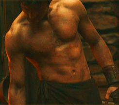 gameofsnow:  gpoy Arya  AWWWWWWW YEAH.