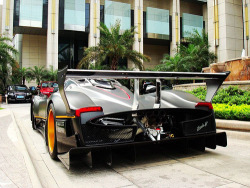 digi411:  automotivated:  Pagani Zonda R (by Liam_shenzhen)  King of Sexy Approved: digi411/Archive