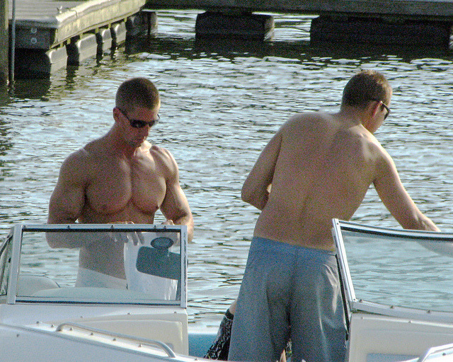everyday-muscle:  Pecs hunk wearing shades on Flickr.