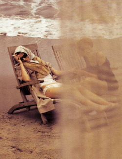 meiselmuse: Toni Garrn &amp; Katrin Thormann / Vogue Italia November 2008 “Cottage in riva al mare” By Steven Meisel  