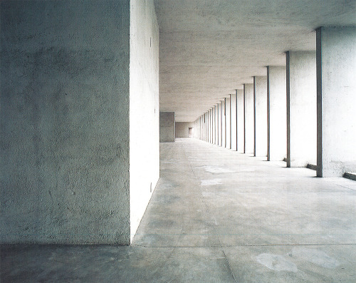 Aldo Rossi&rsquo;s Housing unit in the Gallaratese 2 Quarter, Milan, the arcade, 1986.&gt; Photo by 