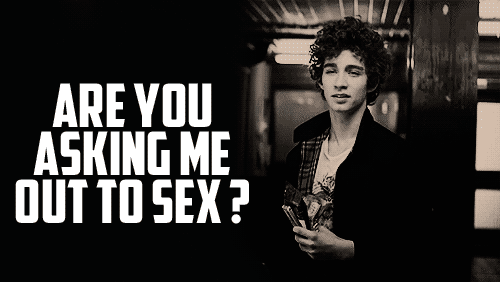 y0uneedme:  his face :oooo