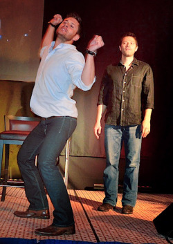 deanlocked:  demonsiget:  Jensen busting