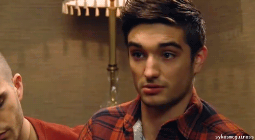 sykesmcguiness:  [x]  he’s so attractive.