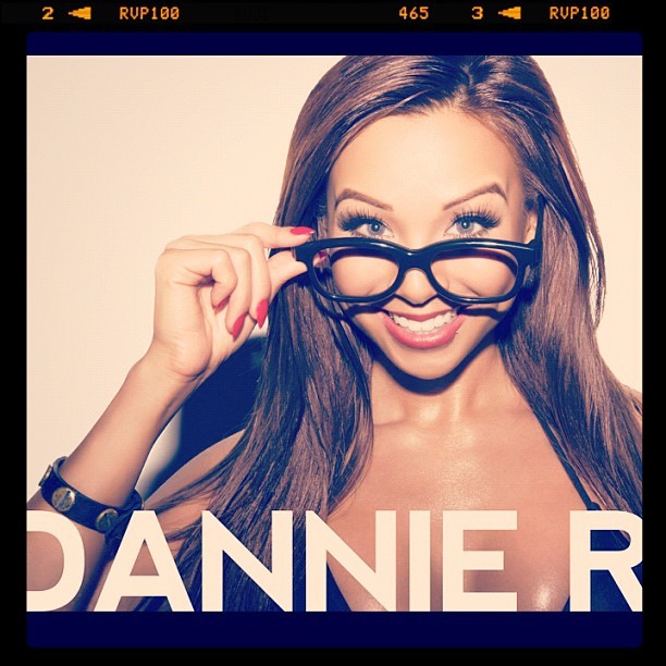 dannie-riel:  Nerdy for importbible 