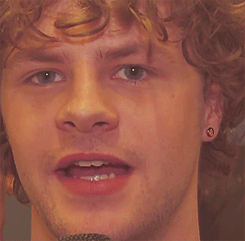 :  The Wanted on Unzipped Performances [x] 