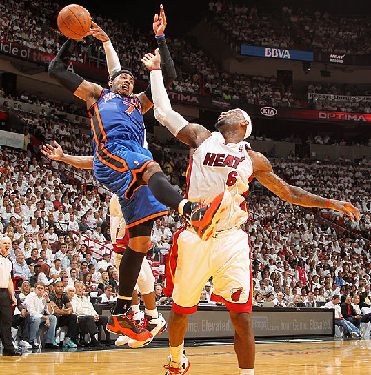 fyeahbballplayers:  Melo x Lebron, NYK - Miami game 2. 