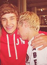 dailyonedirection:  I WILL GO DOWN WITH THIS SHIP ↳ 1) Niam | “Niam is real, Niam is definitely real.” 