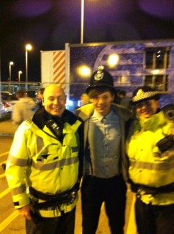 nmotdirectioner:  Louis at the soccer match last night (x)