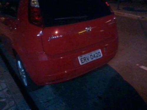  A placa é nossa. 