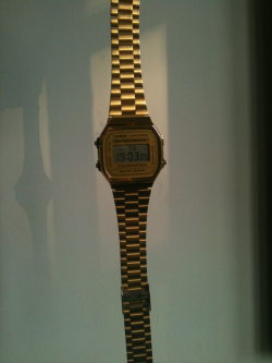 blaze-that-haze:  Casio bling 