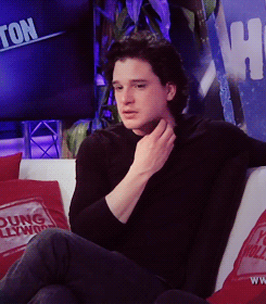 titansdaughter:  When Kit Harington Met Brad Pitt in the Bathroom… (X) 