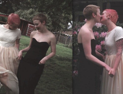 fuckyeahdykes: before prom.  submitted by thumkin