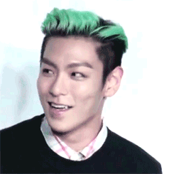 graine:  So apparently for some reason TOP wore (?) fangs on FUBU event. Here he was asked to show t