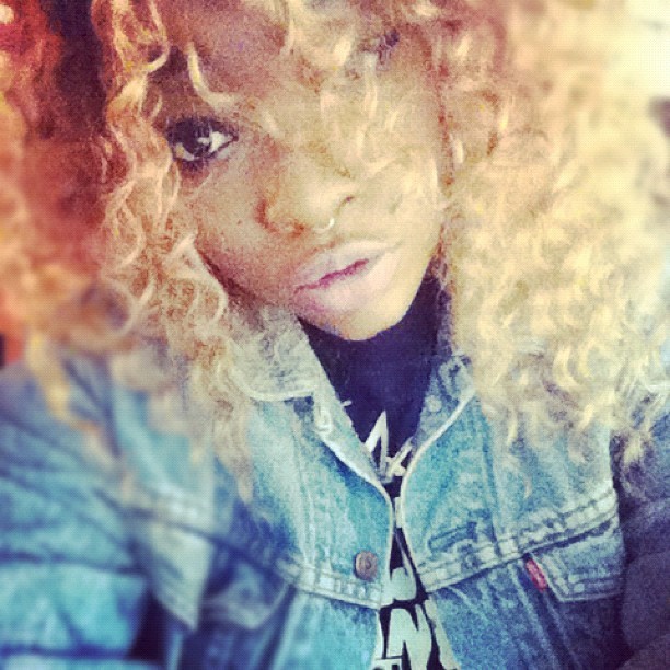 fuckyeahdarkgirls:  www.therevengeofpollypocket.tumblr.com