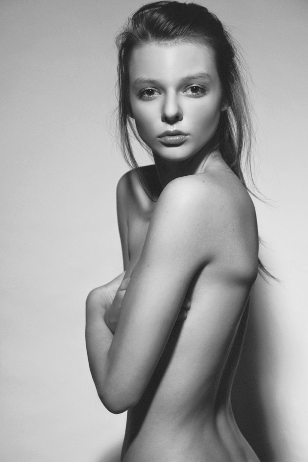 rolandrab:  Lenke Bartha @ VM Model 