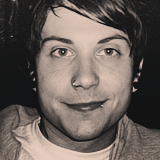 ieronic:❖ shit-mikeysays requested ‘Frank Iero with piercings appreciation post’