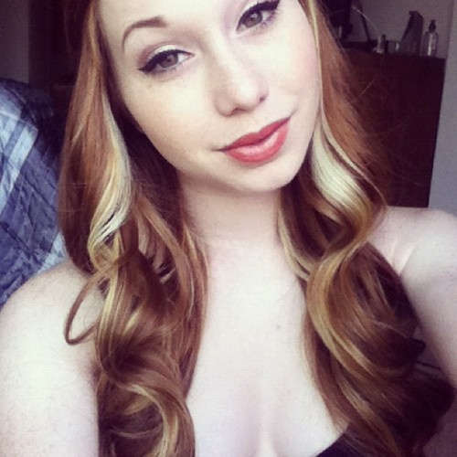 Who the hell needs famous women? This sole picture justifies the entire creation of Tumblr.