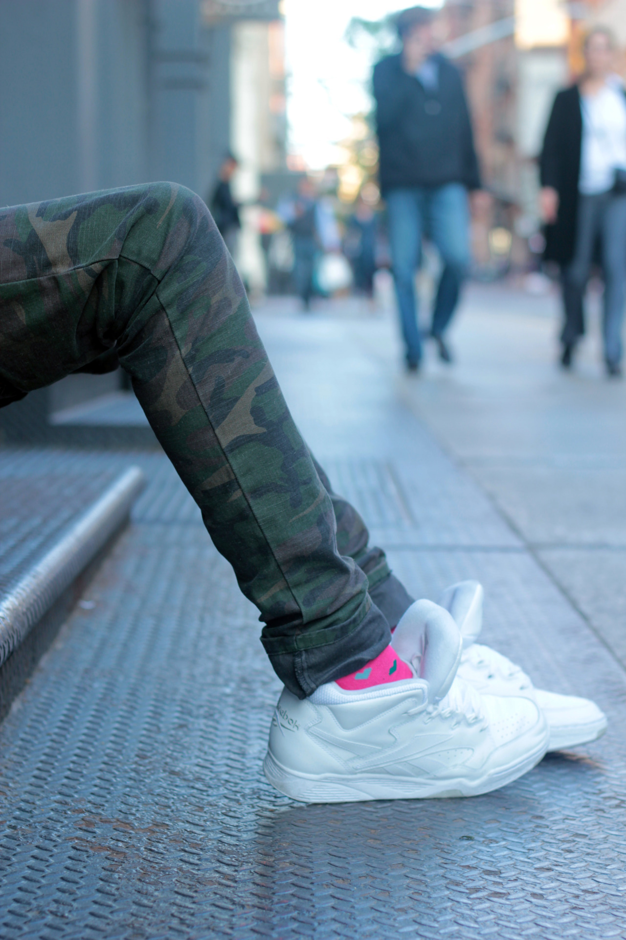  10 extra pts for the all white reebok pumps :)
