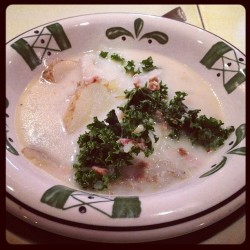 fooodelicious:  Zuppa Toscana @Olive Garden 