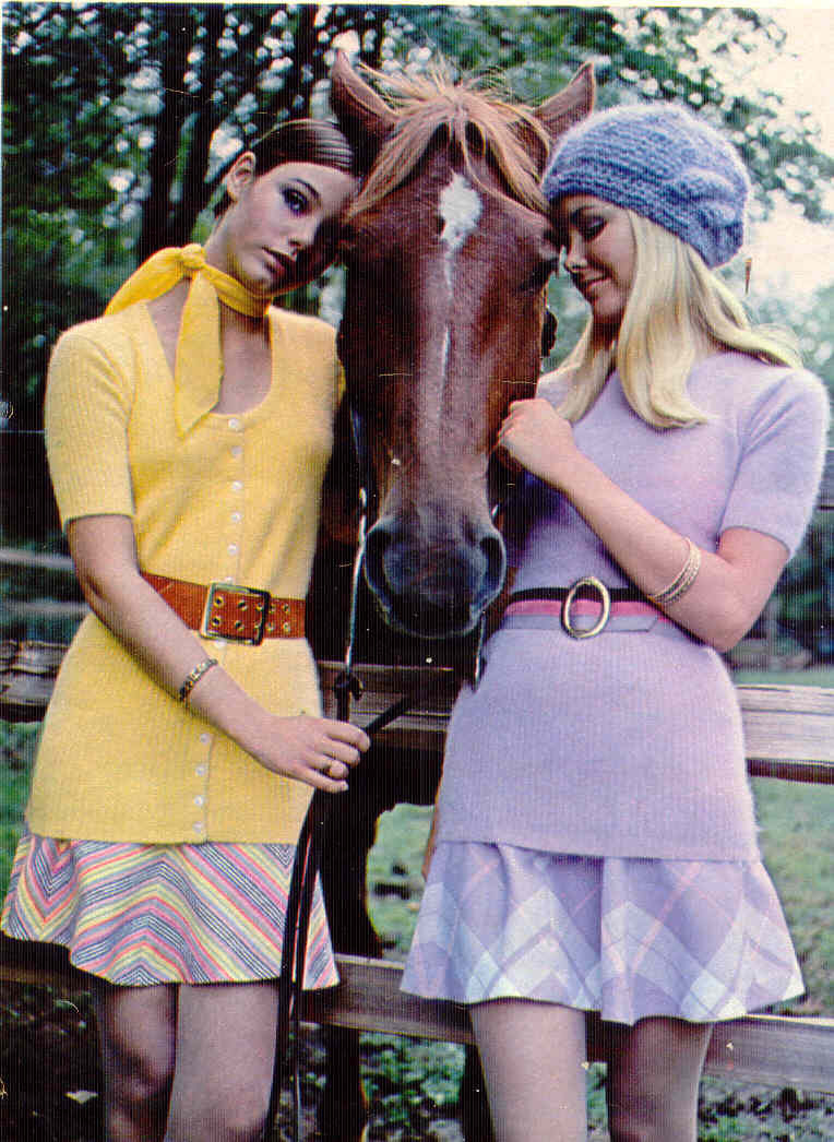 the1970sfashion:  Pastel Plaids-1970s