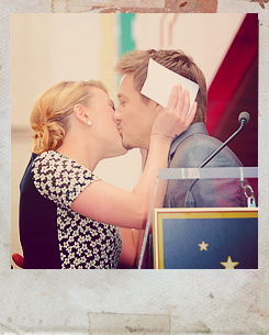 buzzwamplers-blog:  Favorite OTP that does not know it’s an OTP -> Scarlett Johansson & Jeremy Renner 