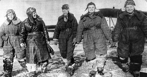 amazonfeminist:The “Night Witches” was the all female Night Bomber Regiment of the Soviet Air Forces