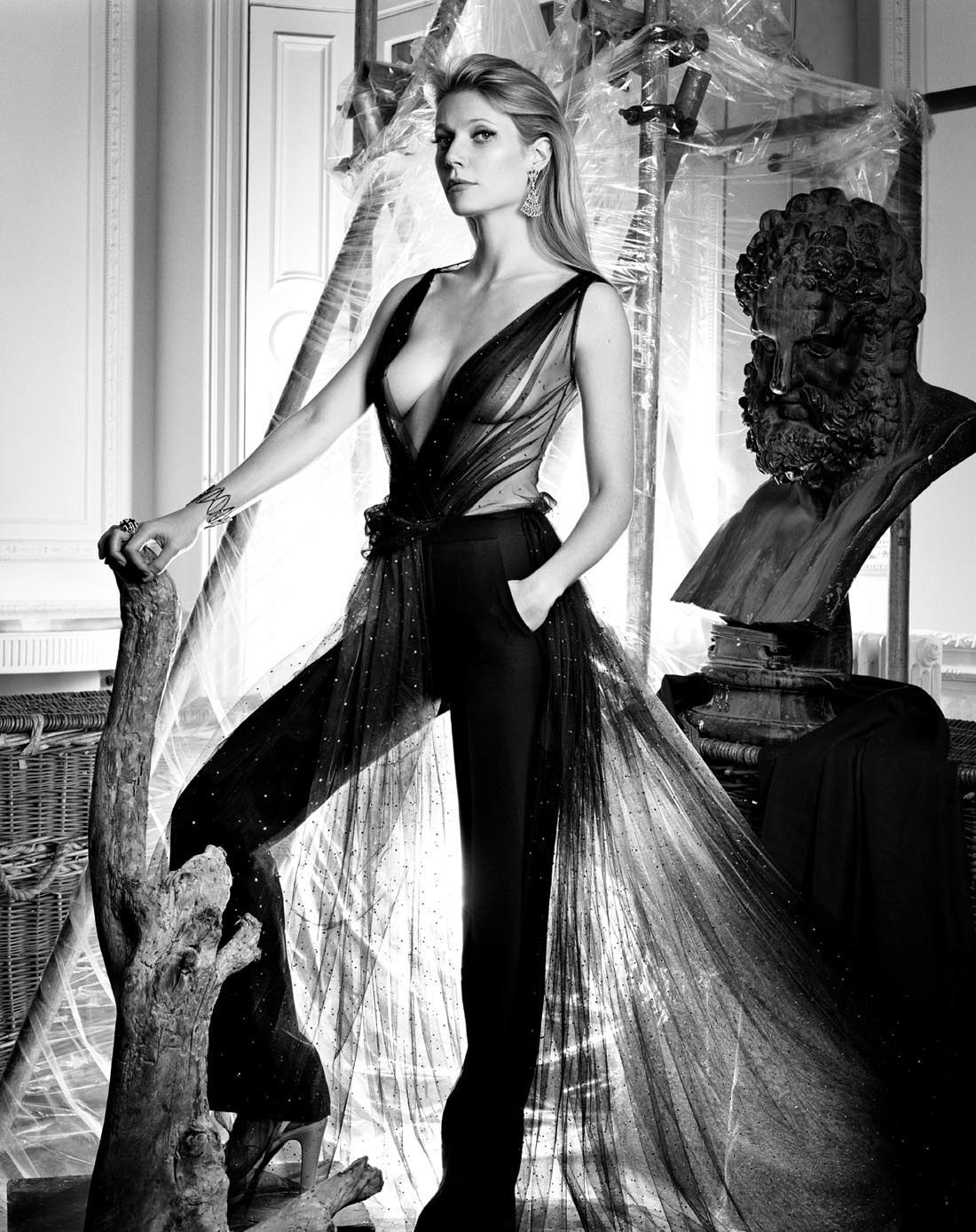 gasstation:  Gwyneth Paltrow photographed by Michael Thompson in 2003 