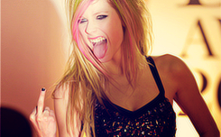   Avril Lavigne &amp; Kristen Stewart » Middle Finger Appreciation Post 