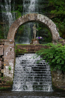 bluepueblo:  Waterfall Arch, Corby Castle,