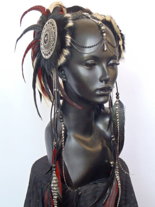 sarahdeluxe:  GORGEOUS!!!!!!!!!!!!!!!! http://www.etsy.com/shop/MissGDesignsShop 