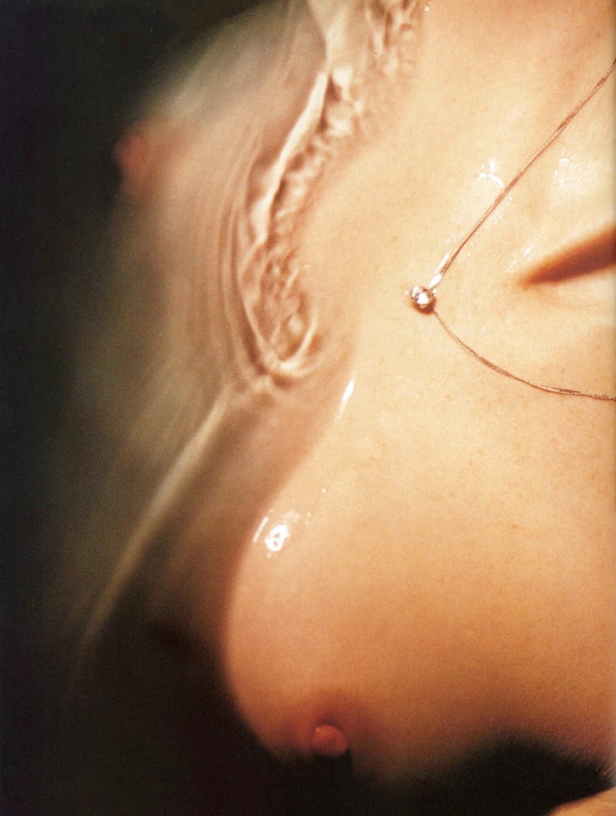 ankosv:  white diamonds, by miles aldridge for vogue italia may 1997 