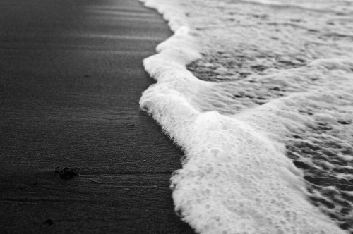 tide washing away delray beach