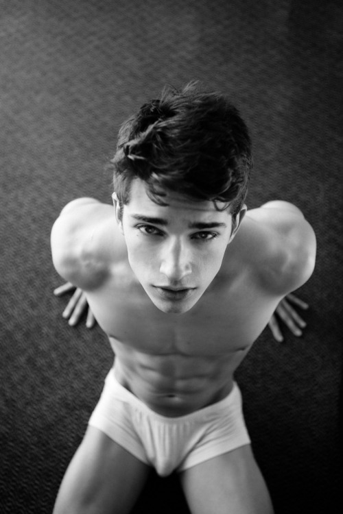malemodelscene:  Ben Bowers by Justin Violini 