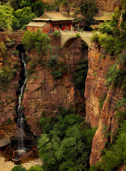 bluepueblo:  Waterfall, Mount Cangyan, Hebei,