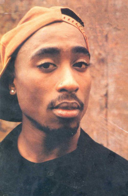 premiado:  “O rap é uma verdade, e é dessa verdade que eu vivo.” – Tupac Shakur (via: shaku-r) 